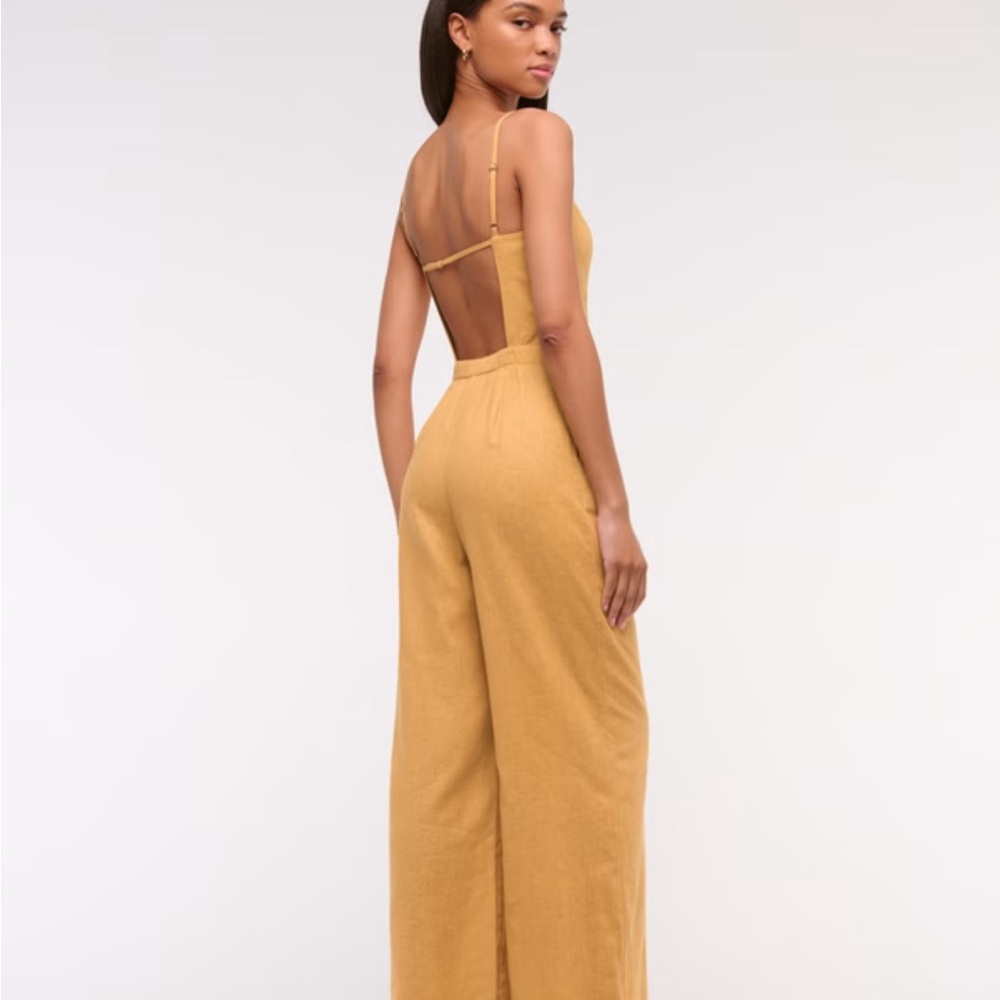 Abercrombie & Fitch Mustard linen Jumpsuit NWT